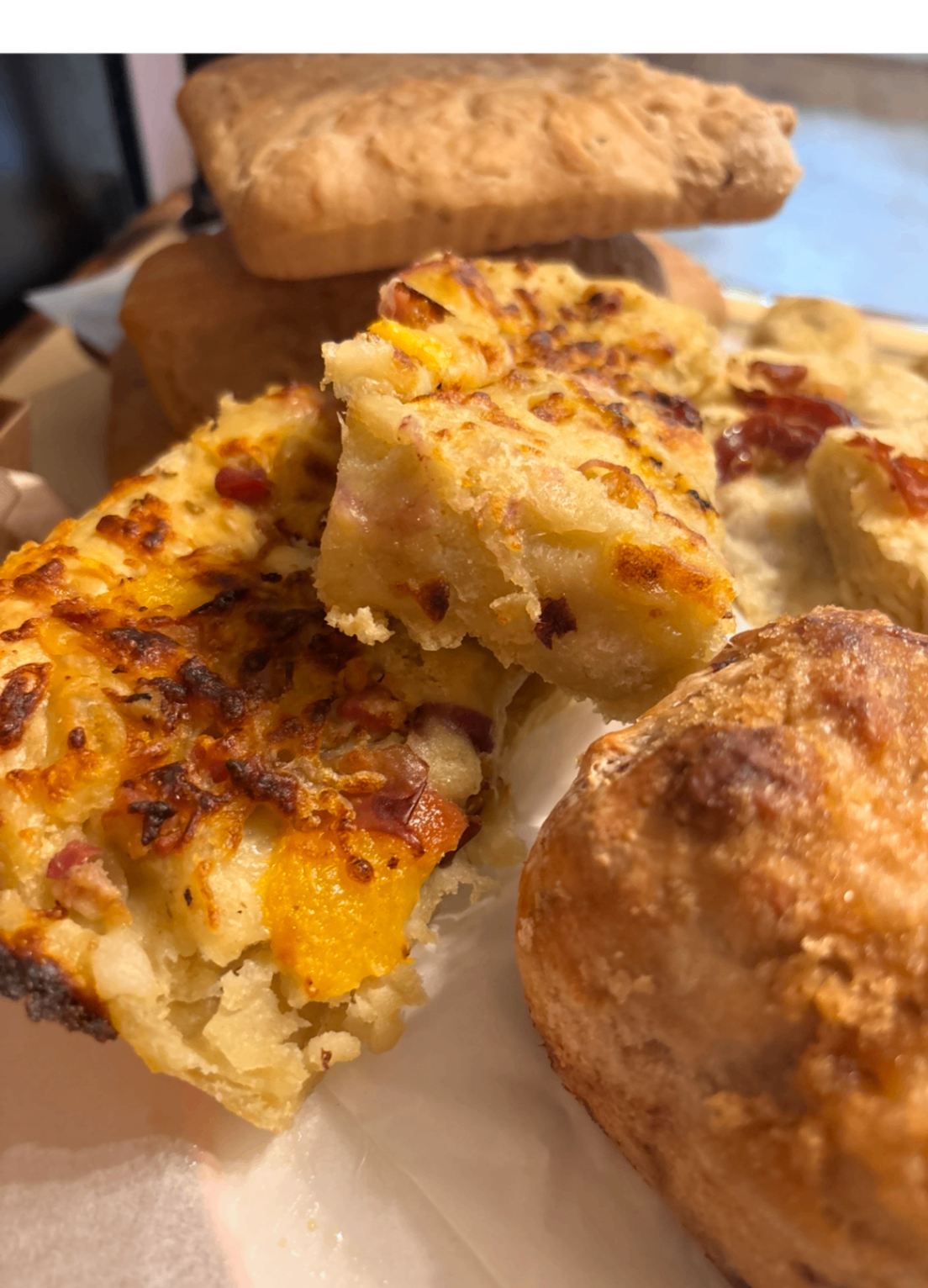 'The Orchard' flatbread — pancetta, pears & mozzarella